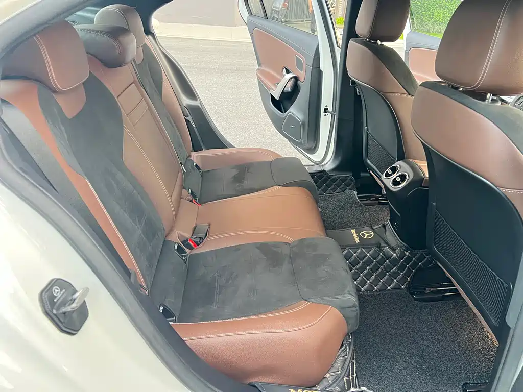 Mercedes-Benz A-Class 2020 — фото 16