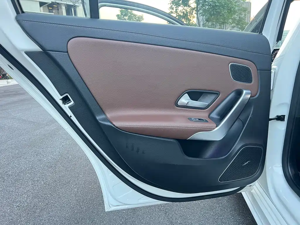 Mercedes-Benz A-Class 2020 — фото 36