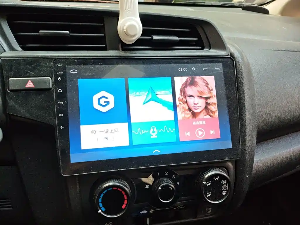 Honda Fit 2018 — фото 9