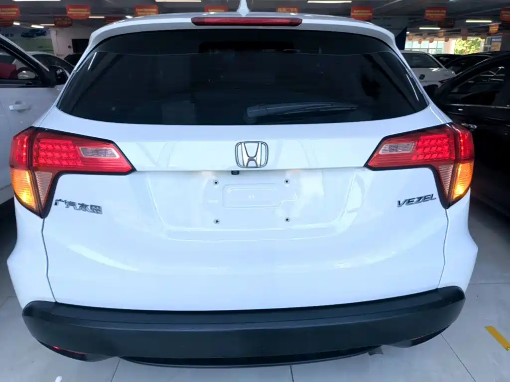 Honda Vezel 2016