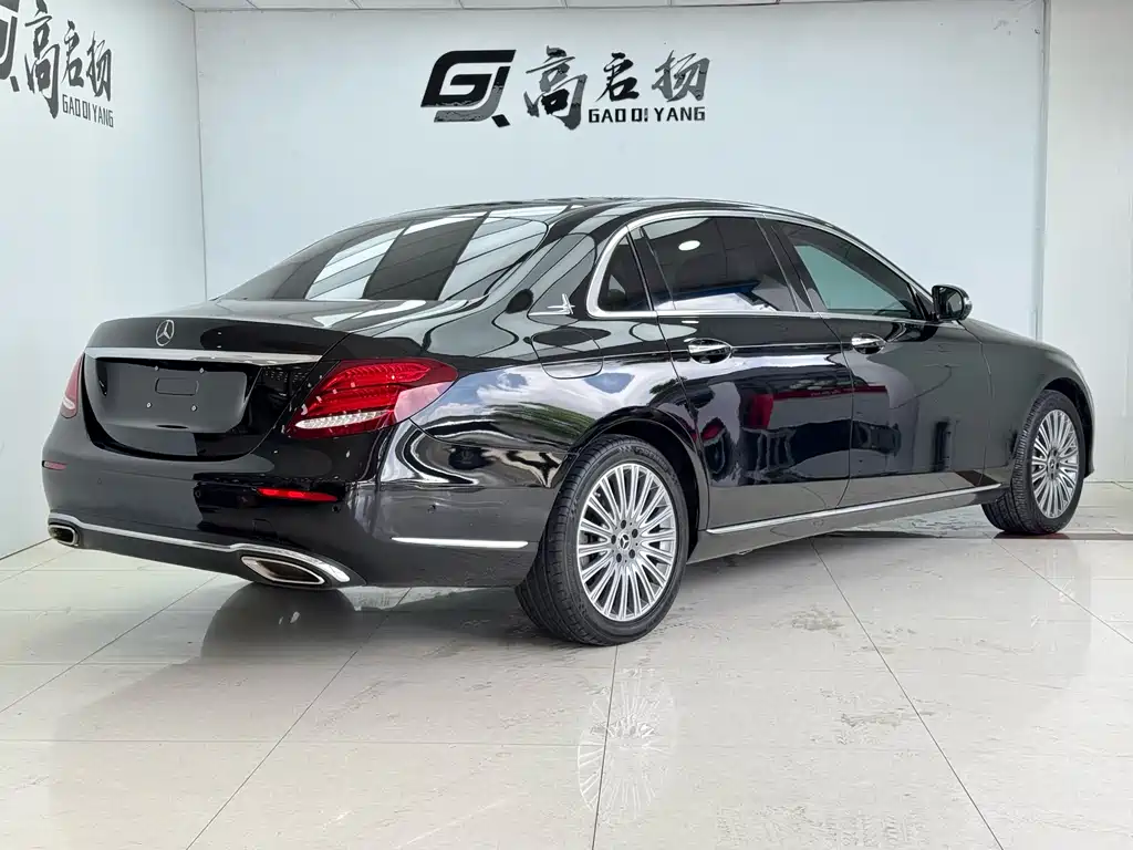 Mercedes-Benz E-Class 2020 — фото 27