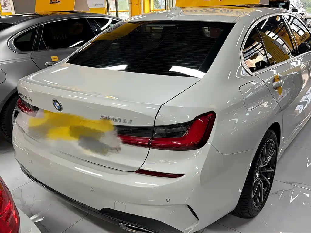 BMW 3 Series 2021