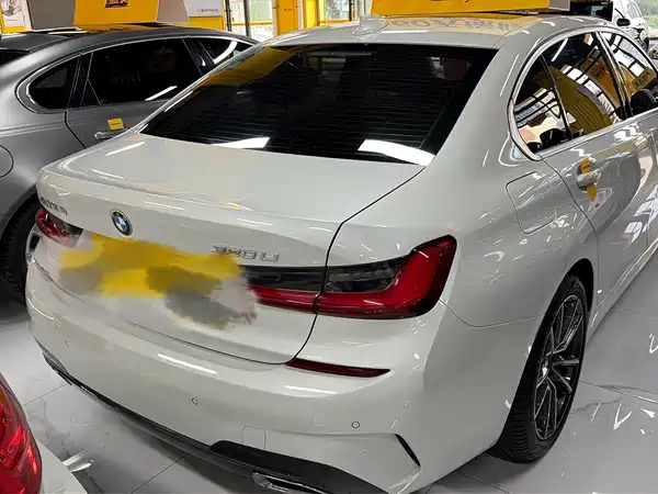 BMW 3 Series 2021