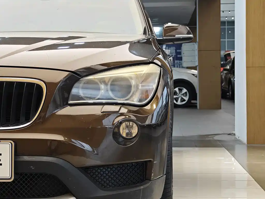 BMW X1 2013 — фото 2
