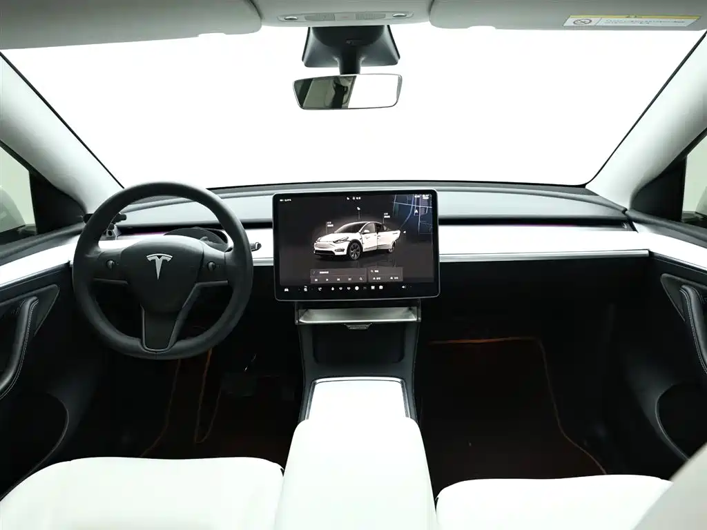 Tesla Model Y 2024 — фото 15