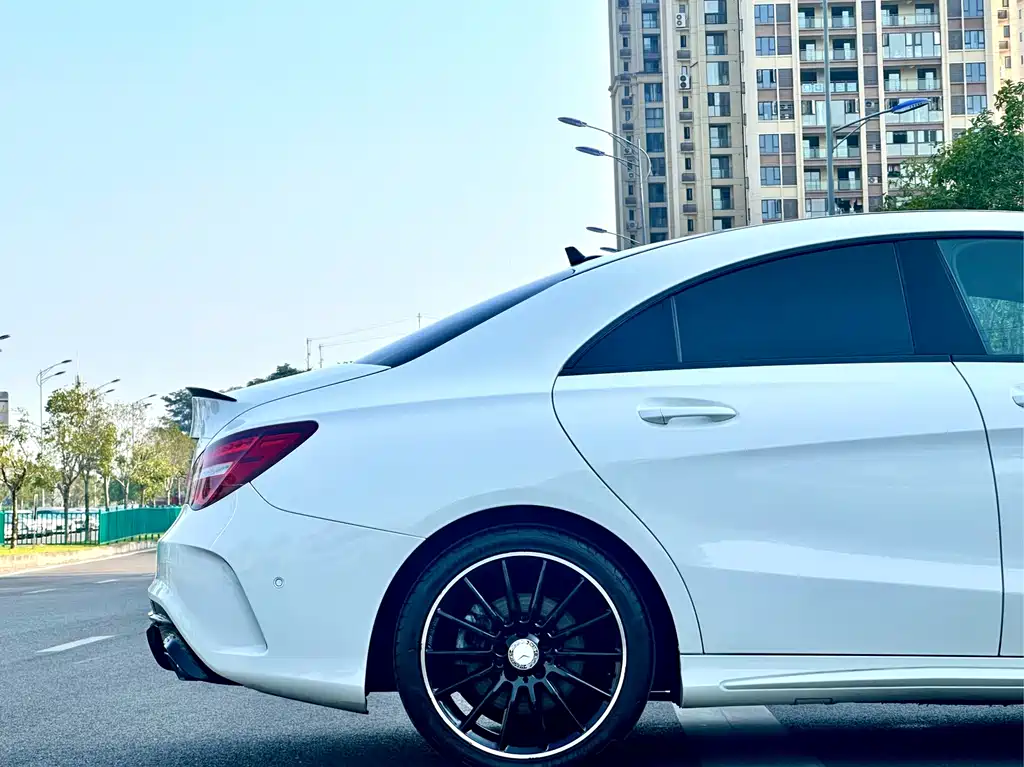 Mercedes-Benz CLA 2017 — фото 11