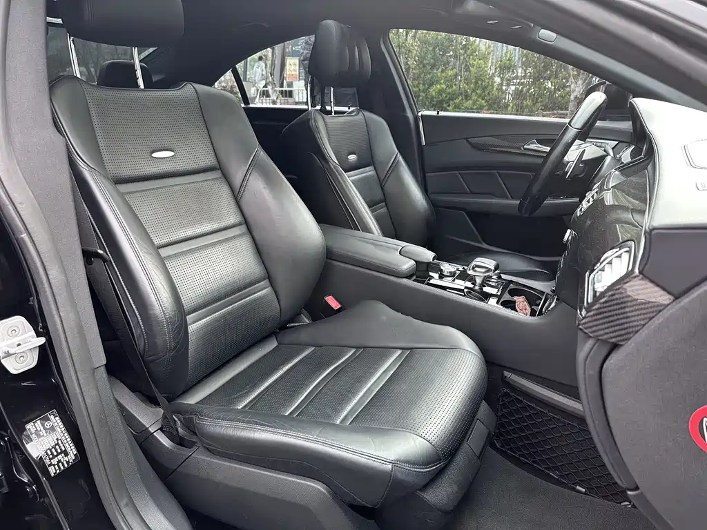 Mercedes-Benz CLS AMG 2013 — фото 19