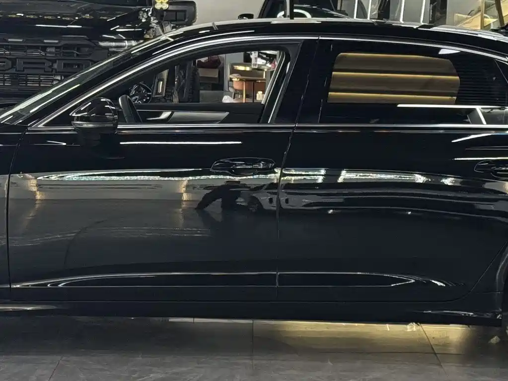 Audi A6L 2020