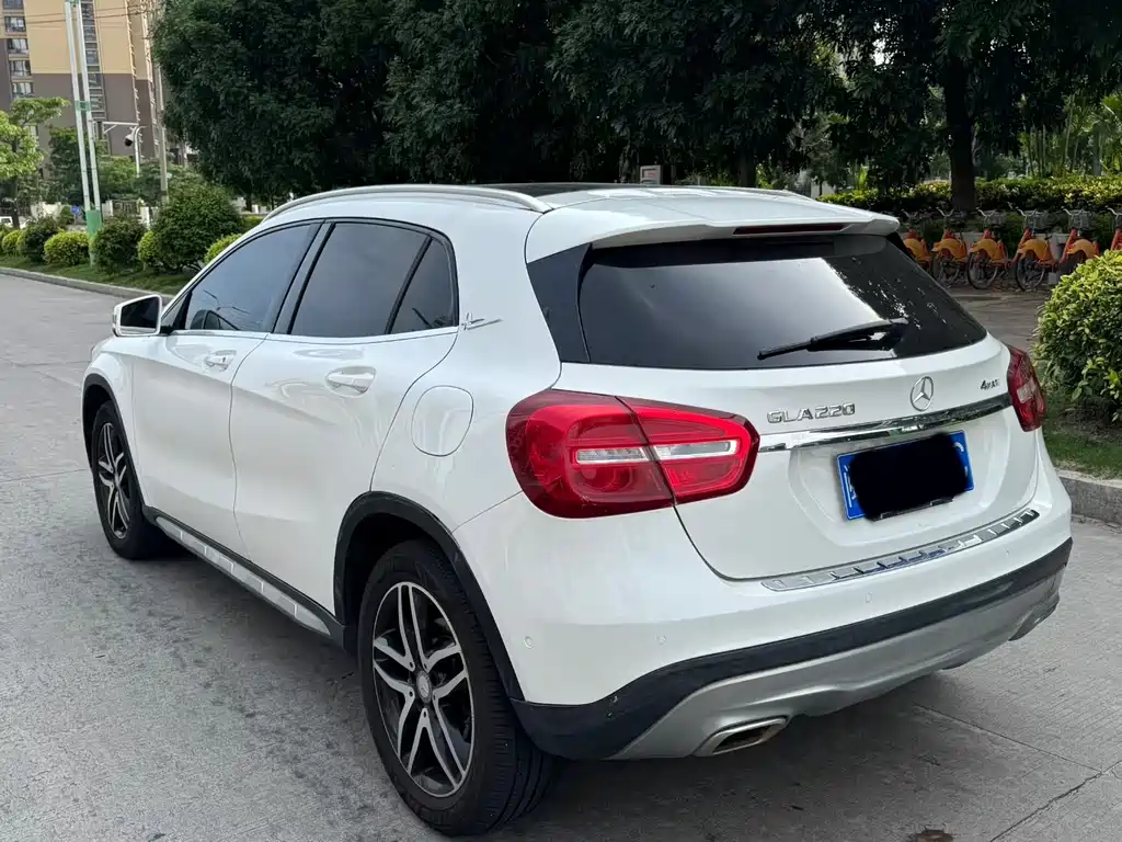 Mercedes-Benz GLA 2015 — фото 7