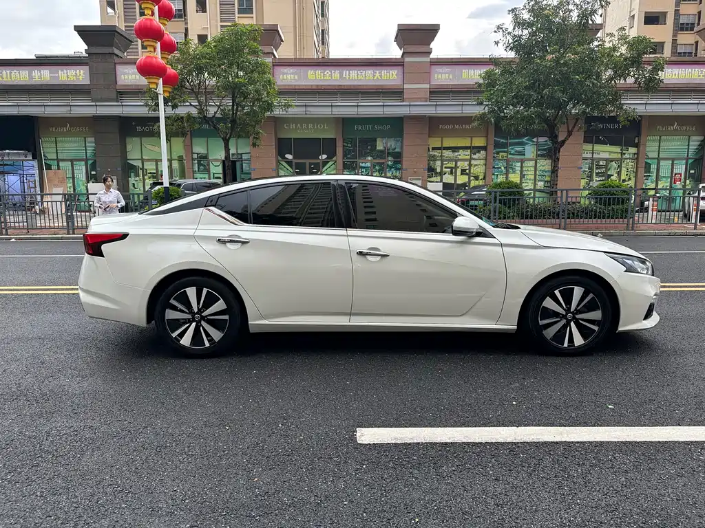 Nissan Teana 2021 — фото 4
