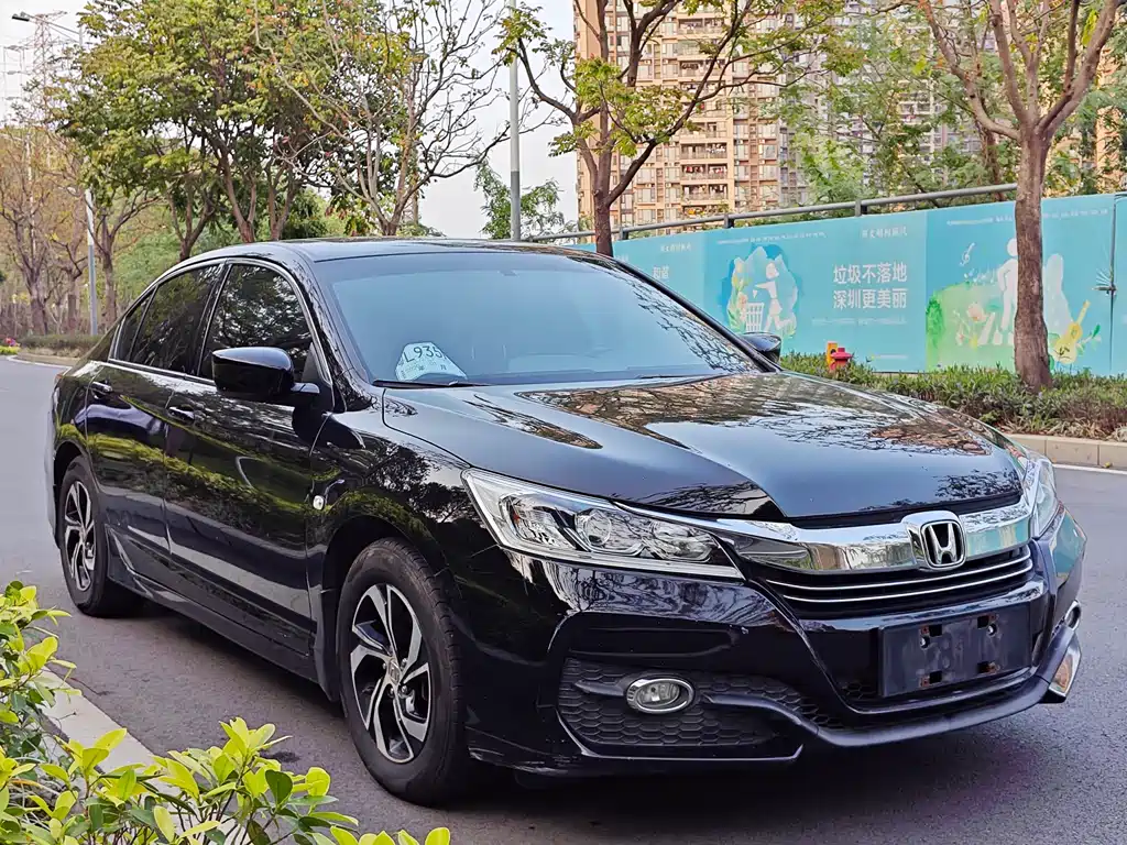 Honda Accord 2017 — фото 2