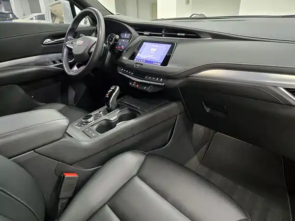 Cadillac XT4 2021