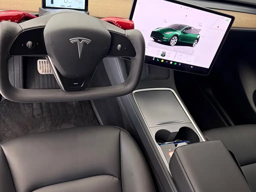 Tesla Model Y 2022 — фото 10