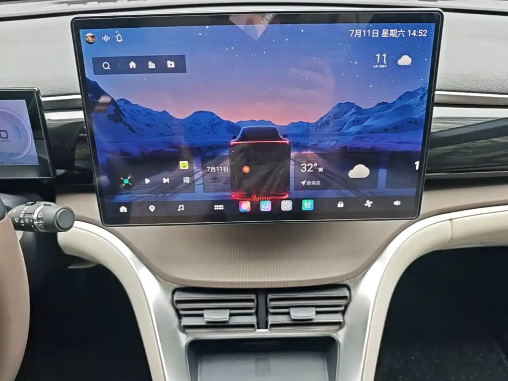 BYD Song Pro New Energy 2023 — фото 13