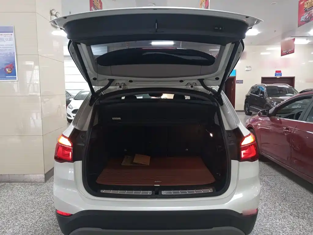 BMW X1 2017 — фото 15