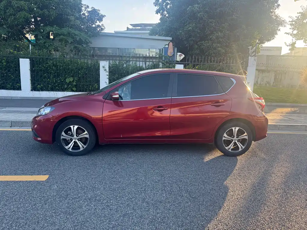Nissan Tiida 2019 — фото 3