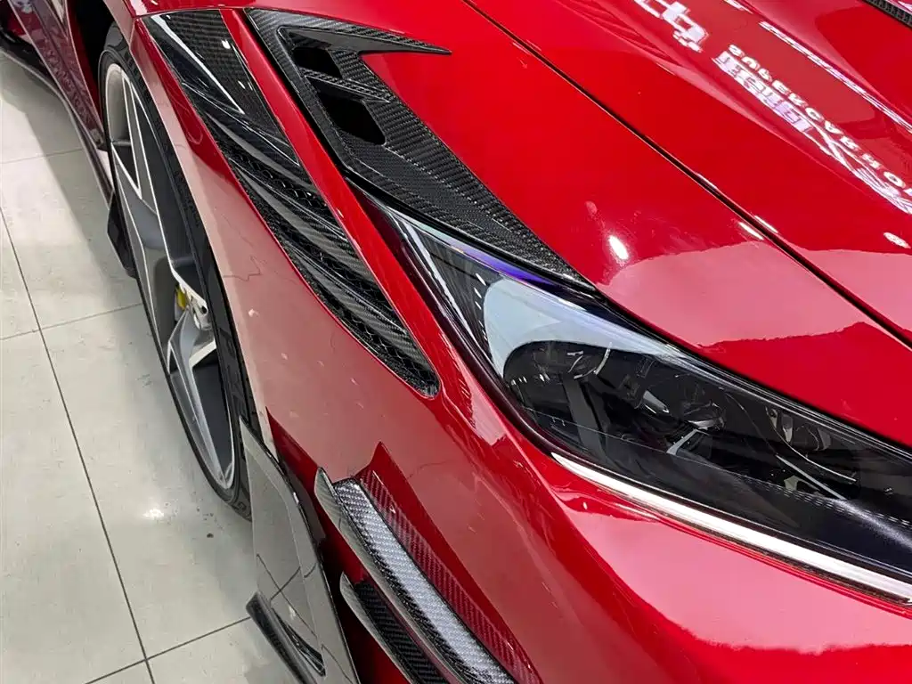 Ferrari F8 2021 — фото 10