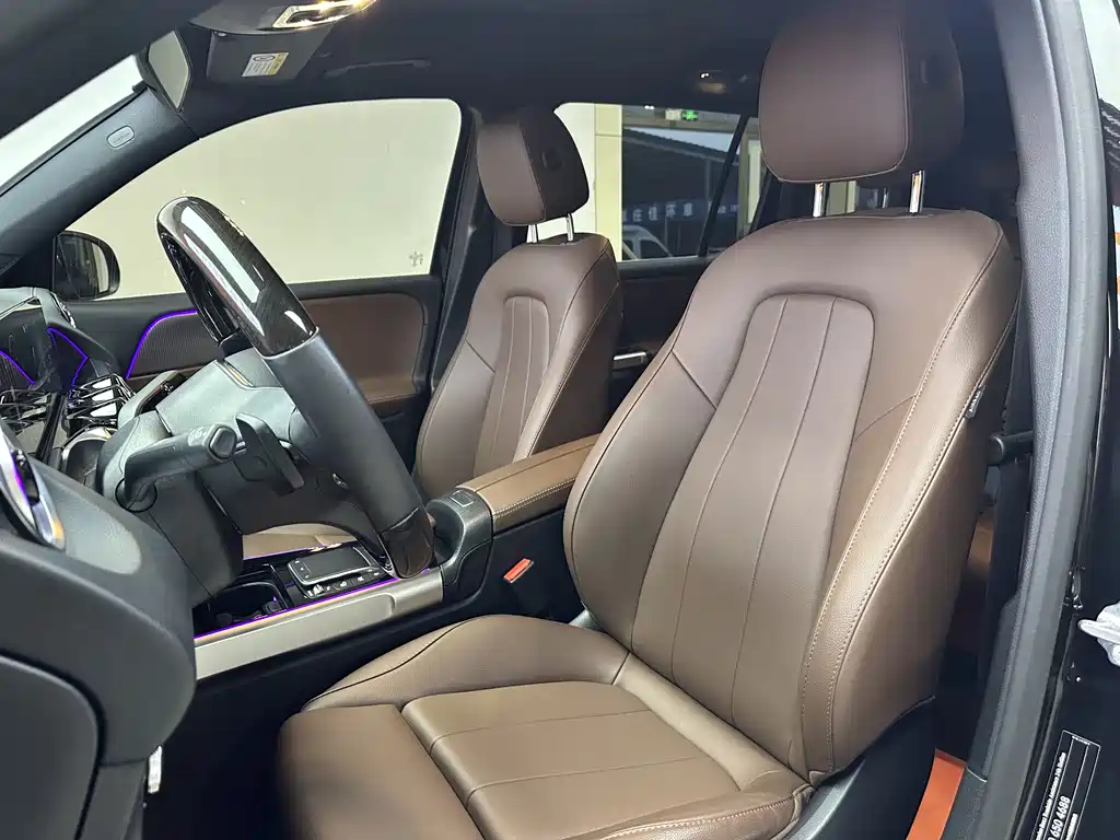 Mercedes-Benz GLB 2023 — фото 15