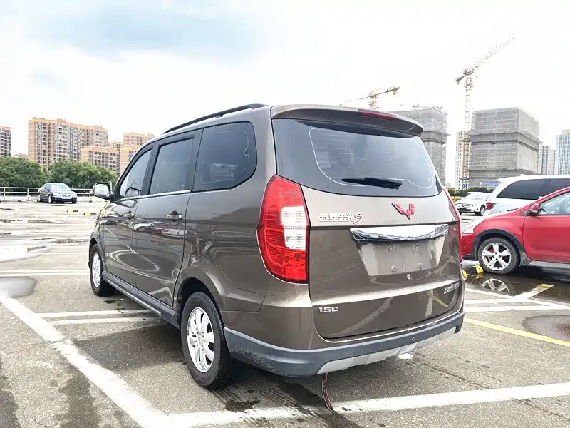 Wuling Hongguang 2015 — фото 4