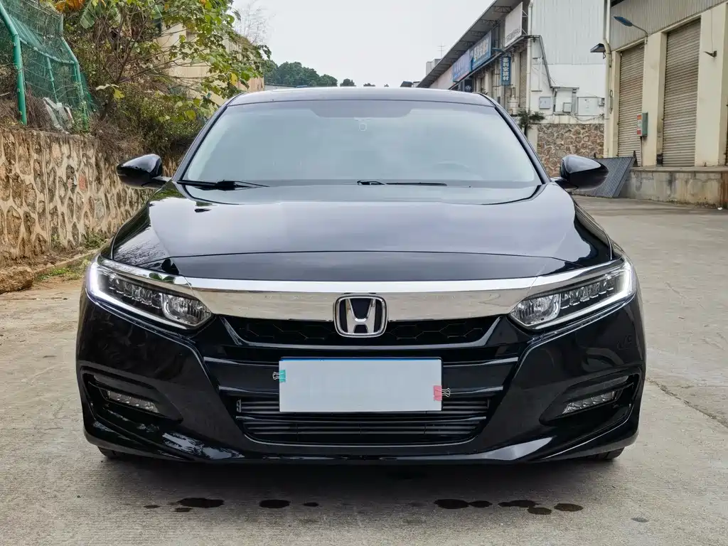 Honda Accord 2020 — фото 2