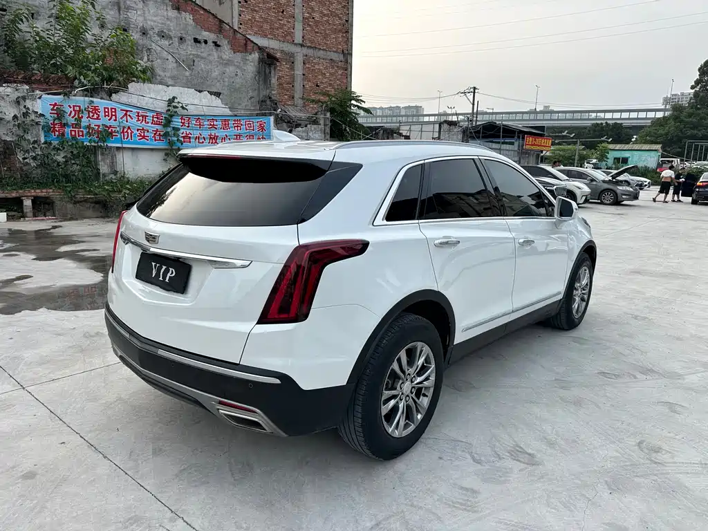 Cadillac XT5 2020 — фото 5