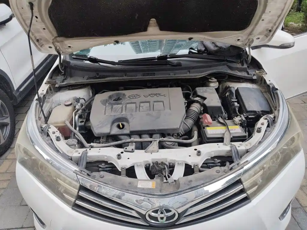 Toyota Corolla 2014 — фото 11