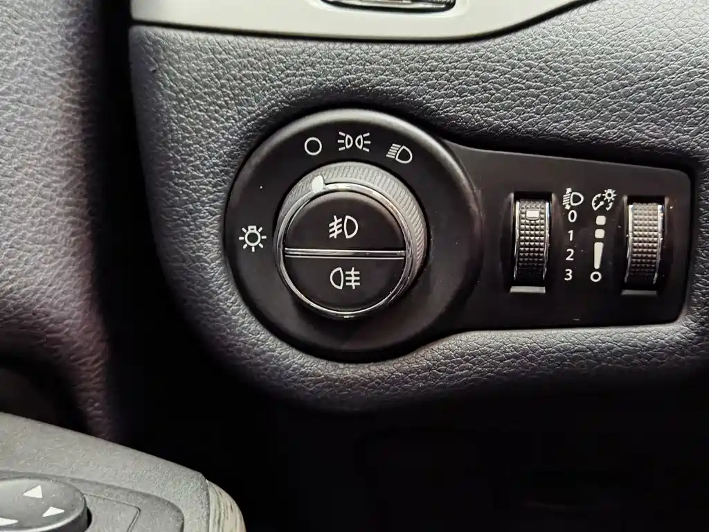 Jeep Cherokee 2017 — фото 21