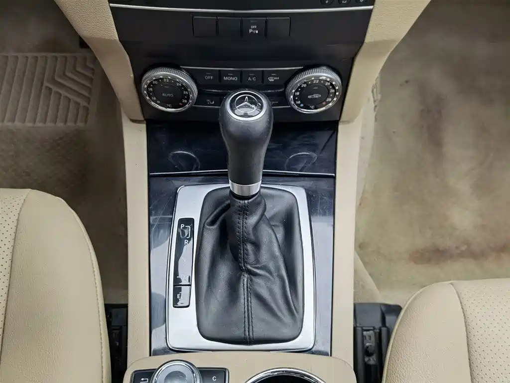 Mercedes-Benz GLK-Class 2012 — фото 13
