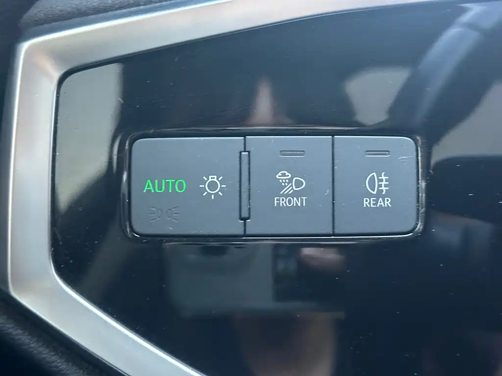 Audi Q3 2023 — фото 13
