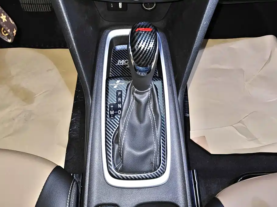 Chevrolet Monza 2022 — фото 16