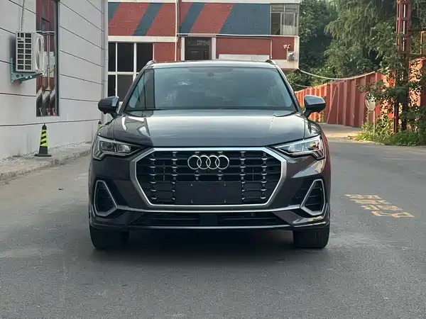 Audi Q3 2023