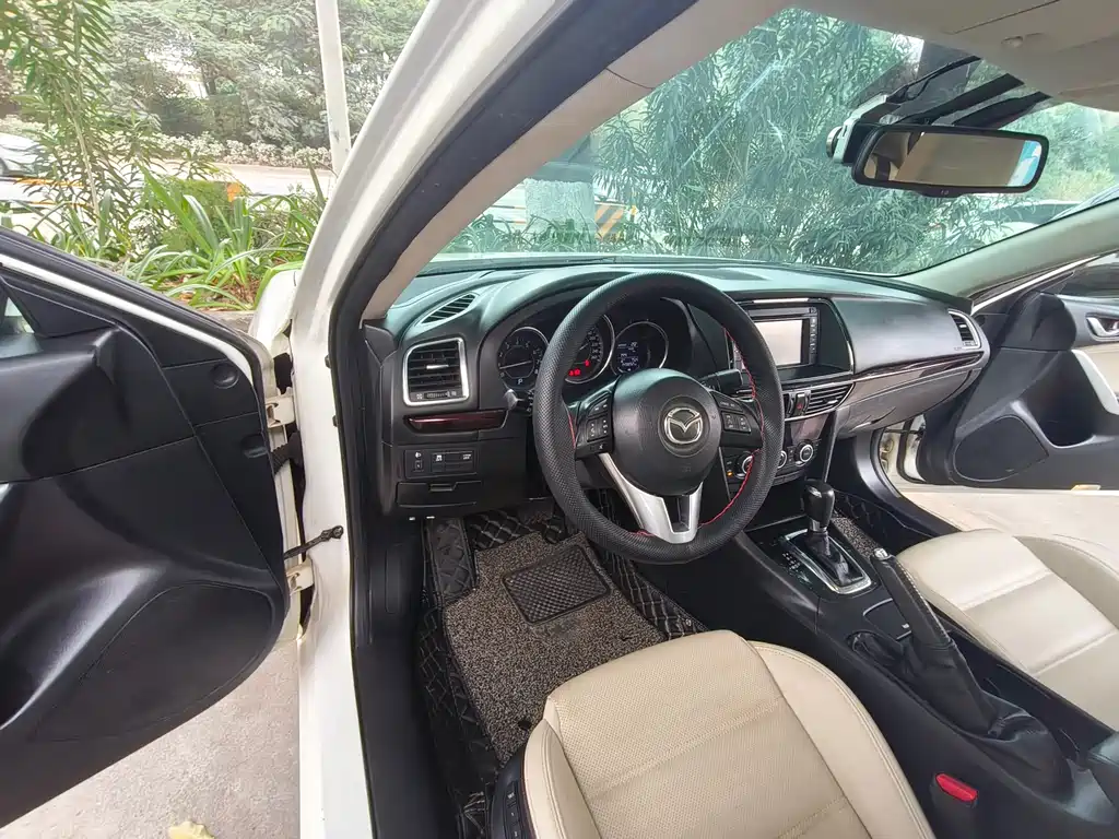 Mazda Atenza 2015 — фото 16
