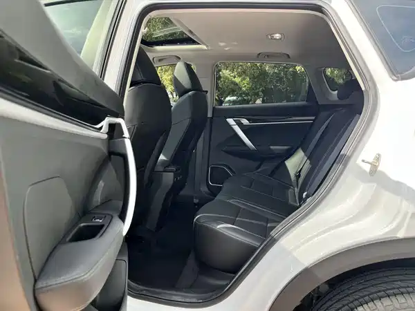 Geely Binyue 2025