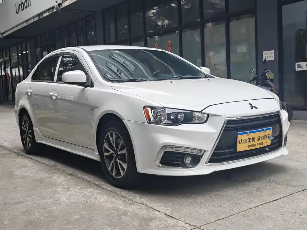 Mitsubishi Lancer EX 2016 — фото 3