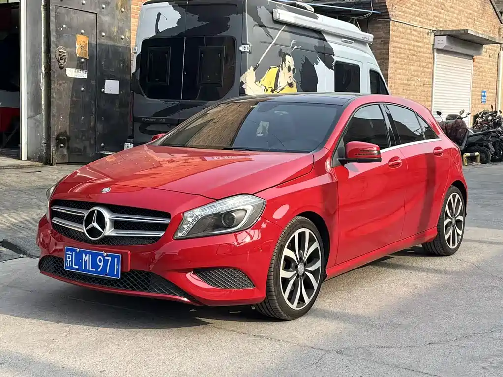 Mercedes-Benz A-Class 2015 — фото 7