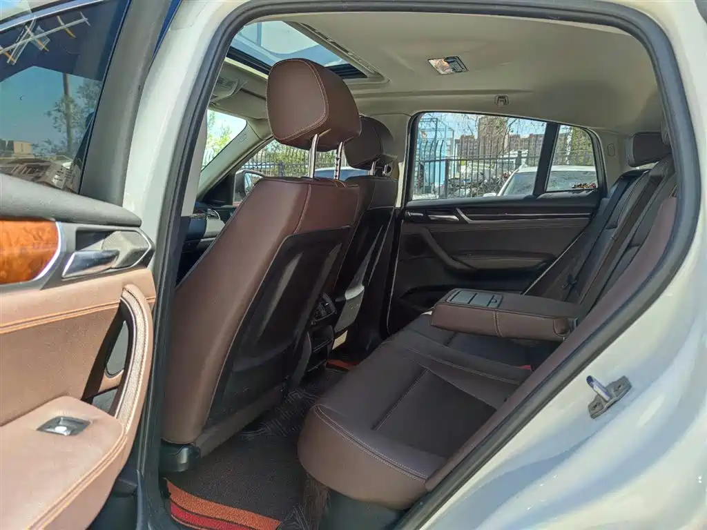 BMW X4 2015 — фото 10
