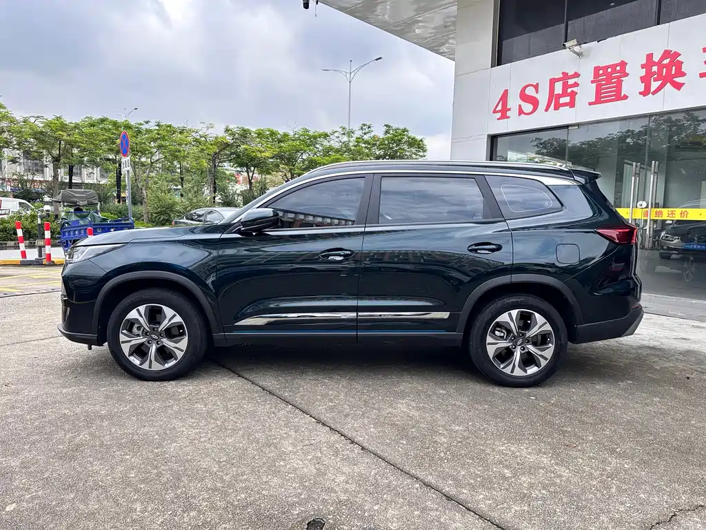 Chery Tiggo 8 PRO New Energy 2024 — фото 7