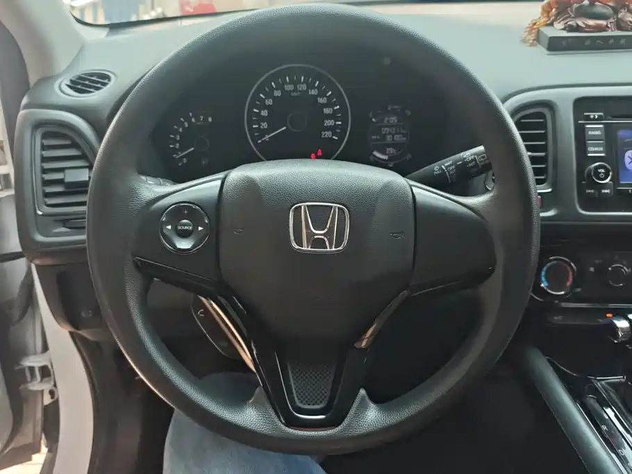 Honda Vezel 2016 — фото 15