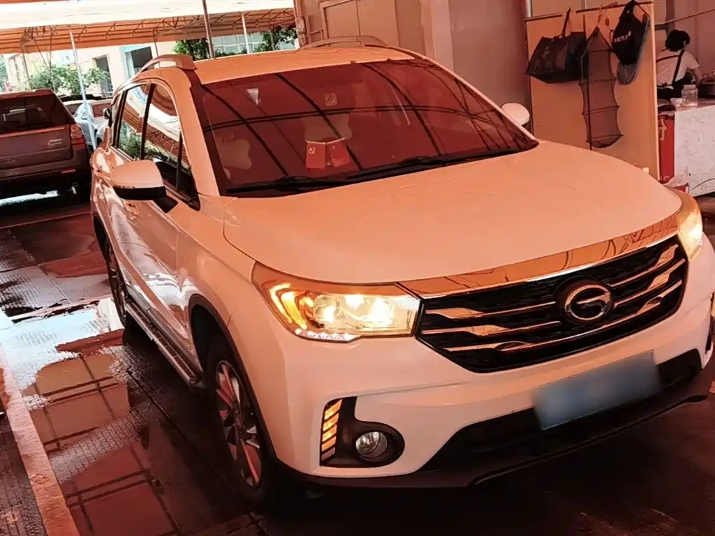 GAC Motor Trumpchi GS4 2018 — фото 4