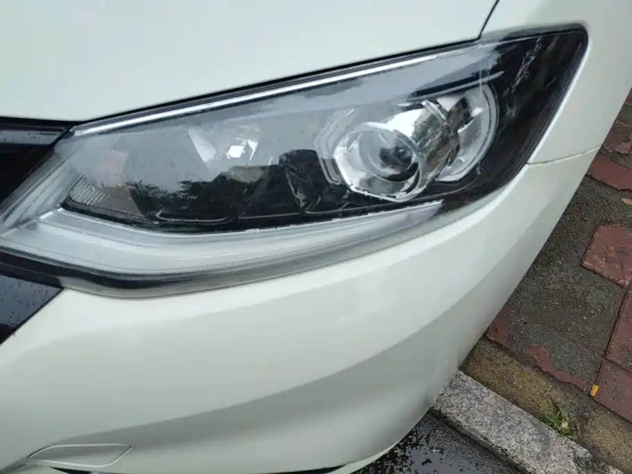 Nissan Tiida 2023
