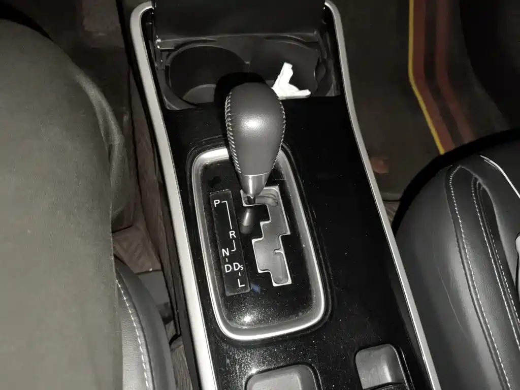 Mitsubishi Outlander 2019 — фото 10