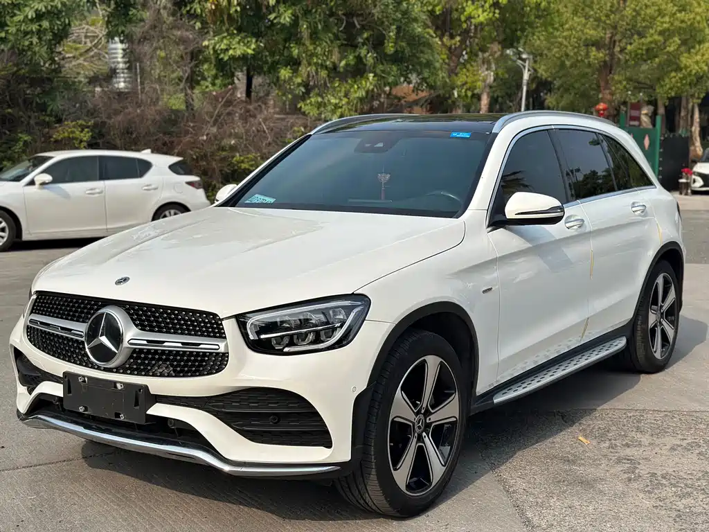 Mercedes-Benz GLC 2023 — фото 1
