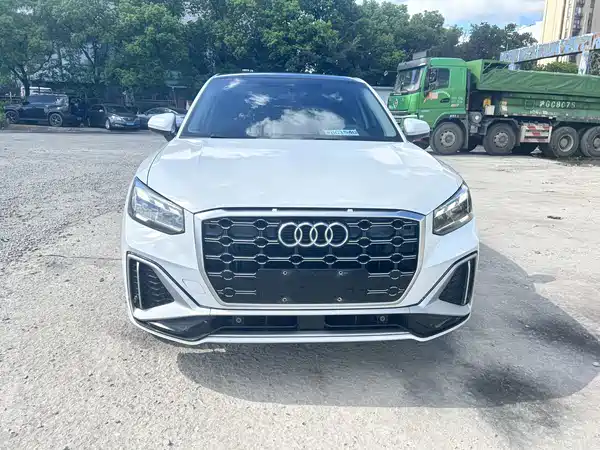 Audi Q2L 2022