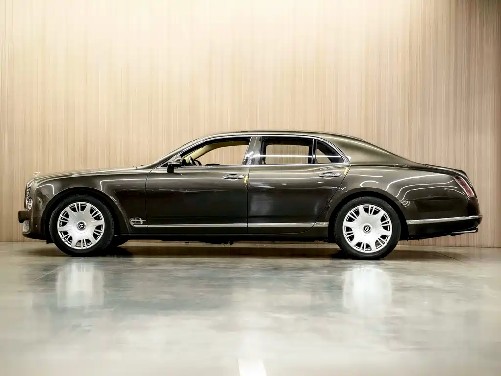 Bentley Mulsanne 2011 — фото 2