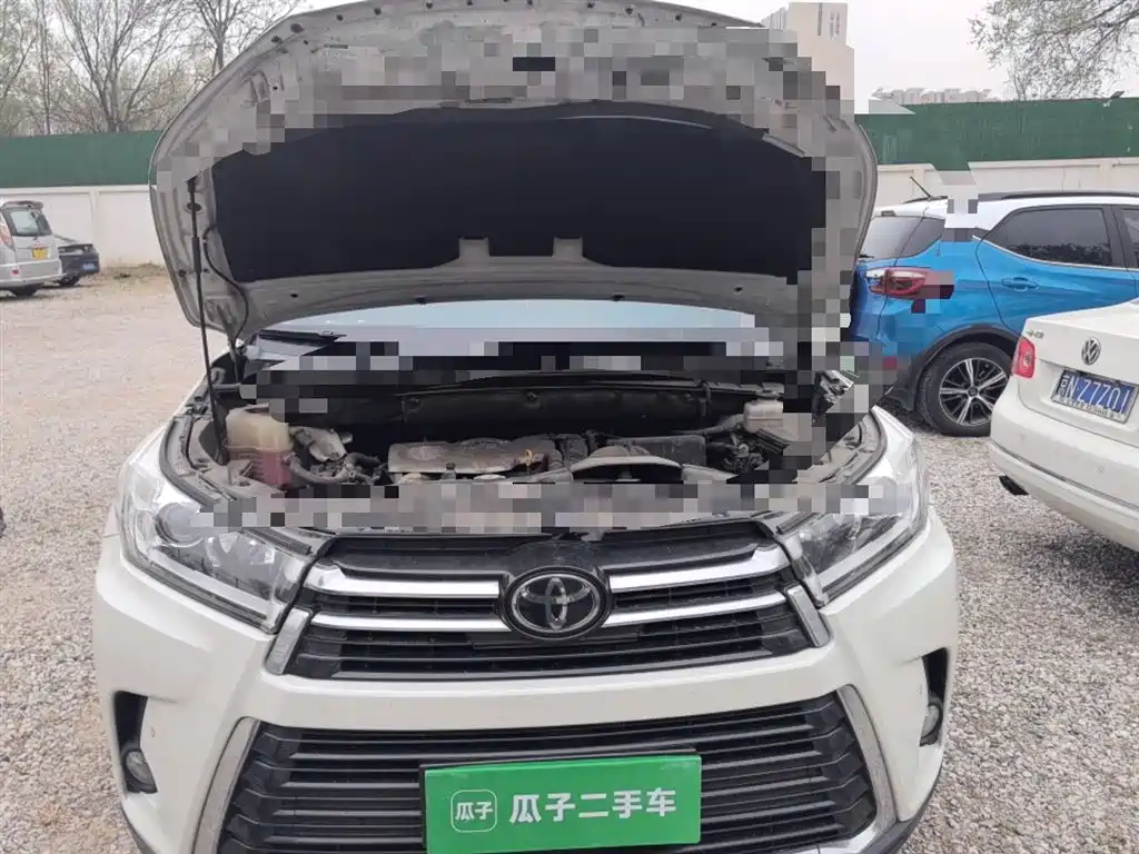 Toyota Highlander 2018 — фото 11