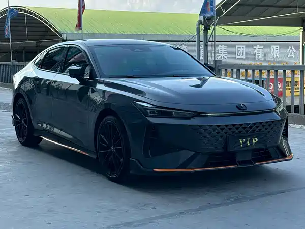 Changan UNI-V 2024