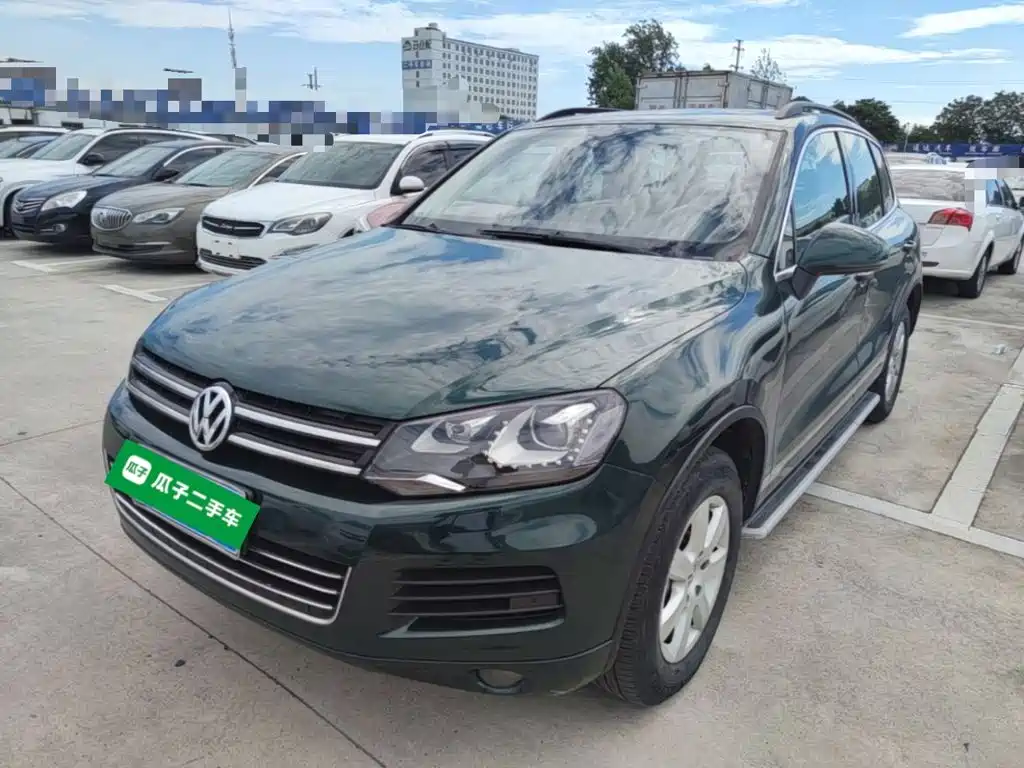 Volkswagen Touareg 2015 — фото 1