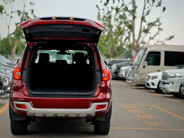 Ford Everest 2017
