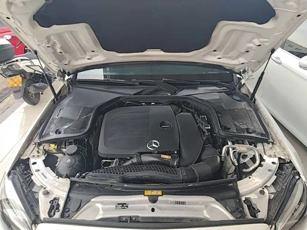 Mercedes-Benz C-Class 2020 — фото 20