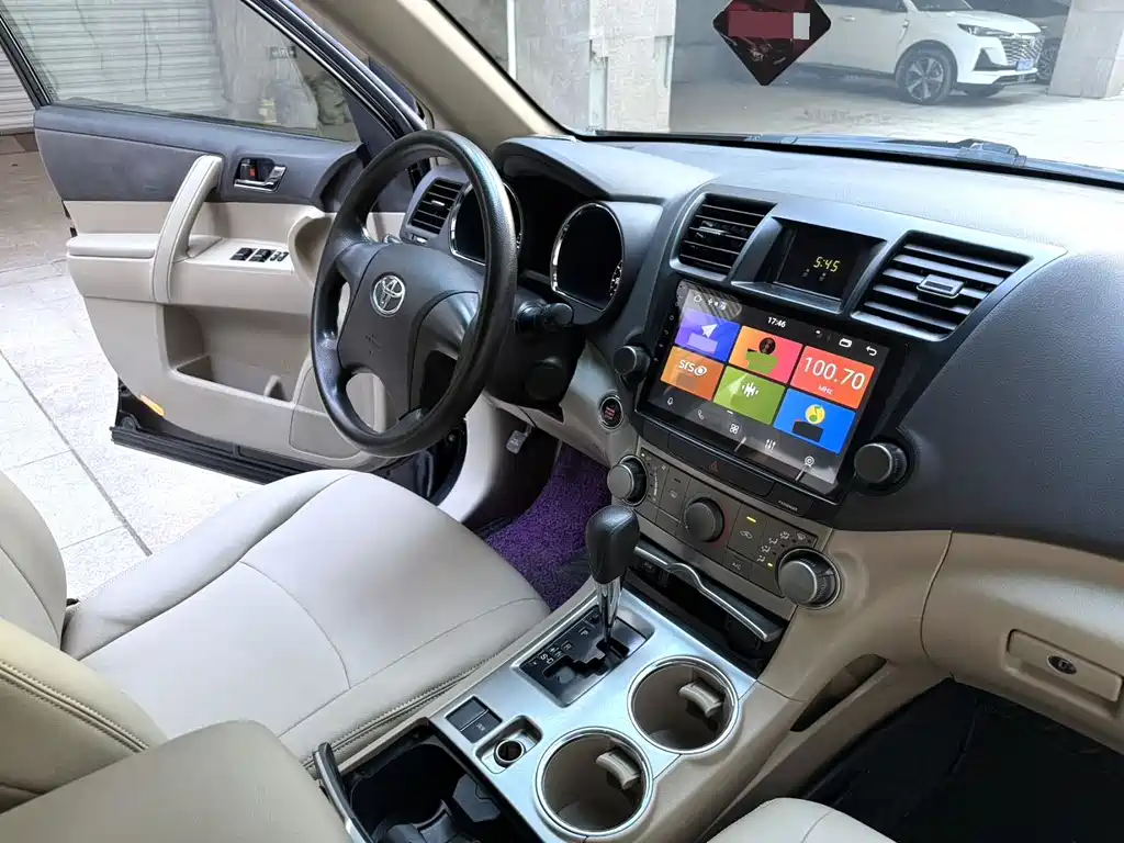 Toyota Highlander 2014